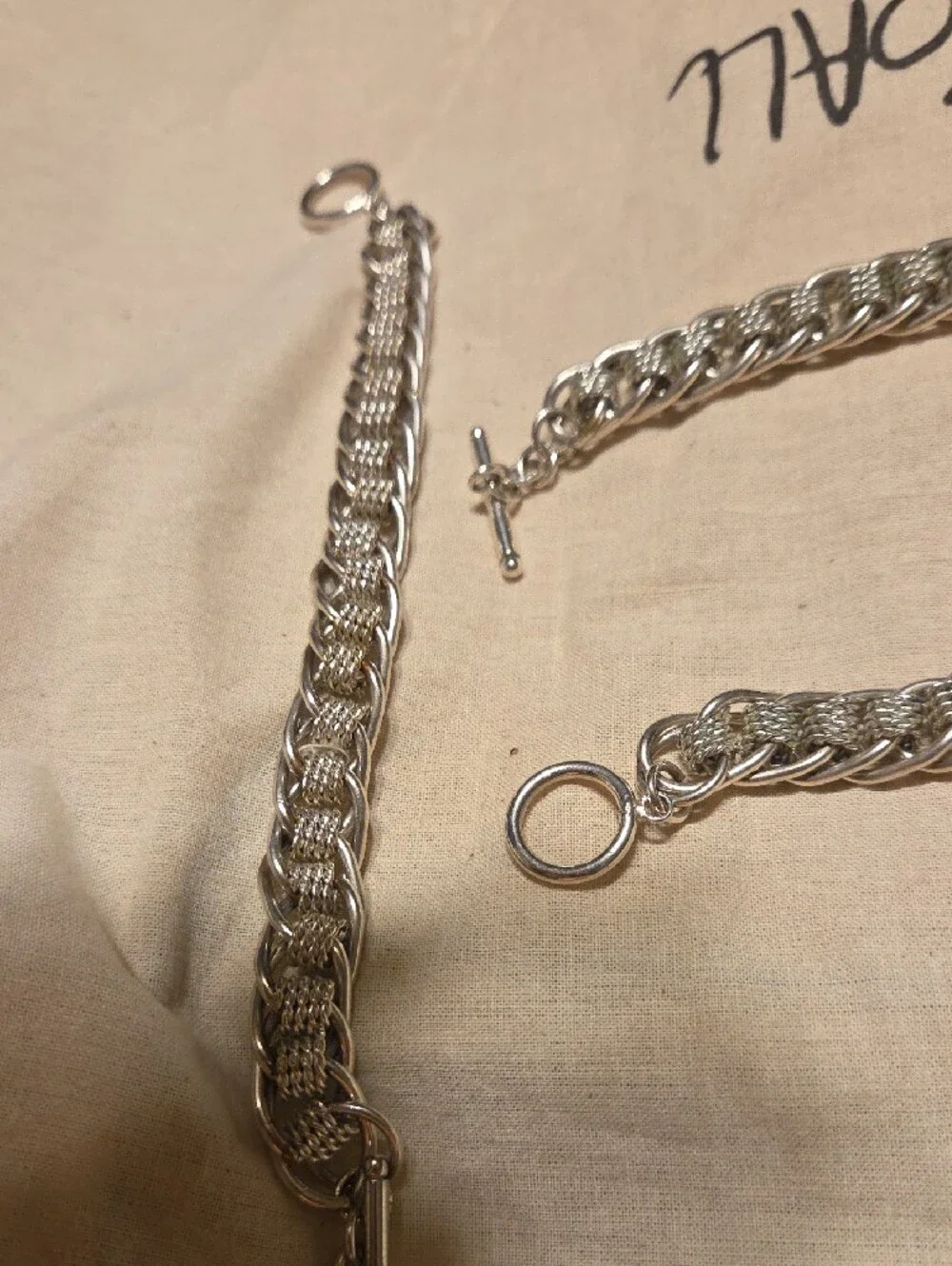 N/A stylish silver